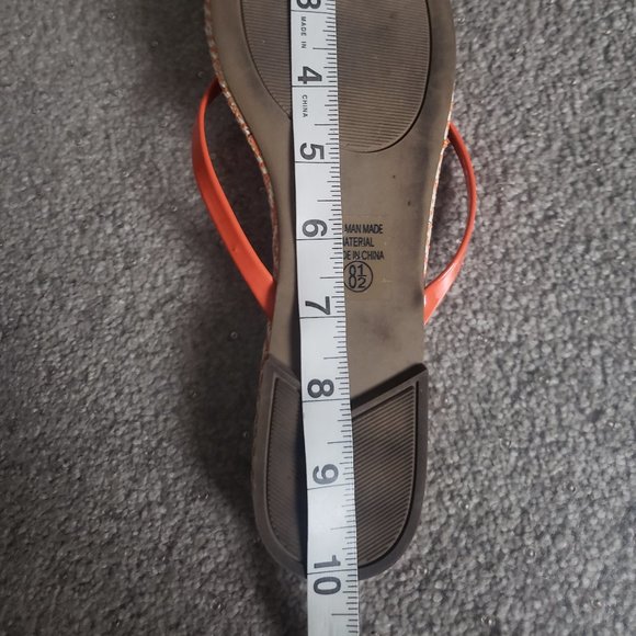 Soda Women Flip Flops - Picture 6 of 7